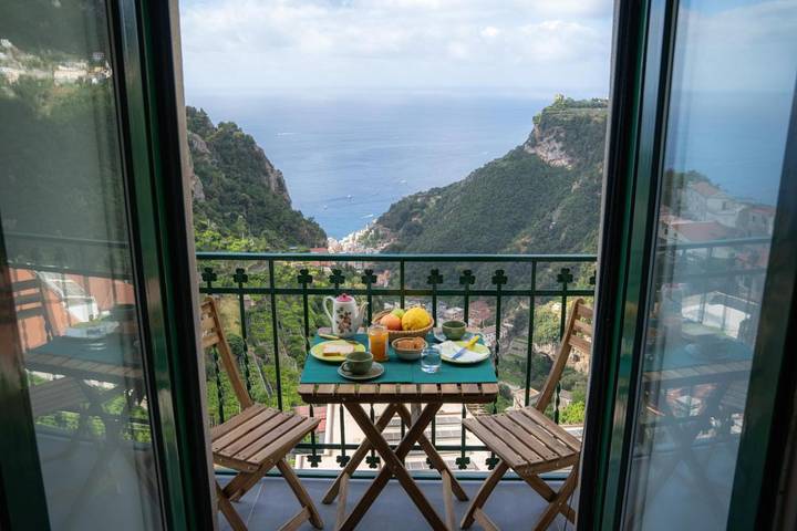 B&b per 2 persone, con Terrazza e Giardino nonché Panorama a Scala