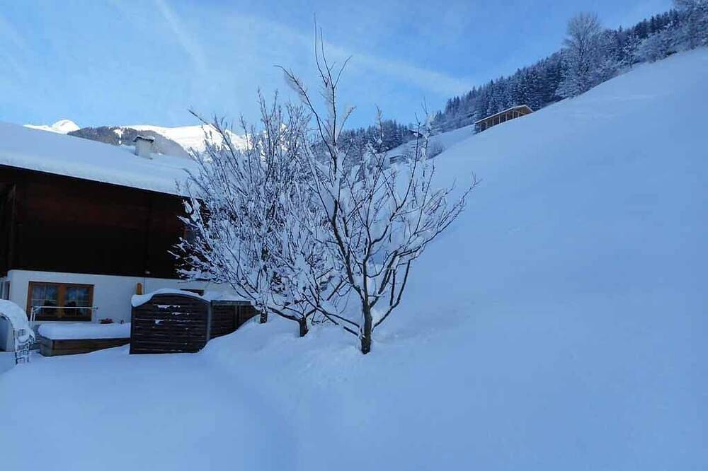 Ganze Wohnung, Hanglage mit traumhaftem Rundumblick auf Matrei und die Berge, sehr ruhig! in Kals am Großglockner, Osttirol