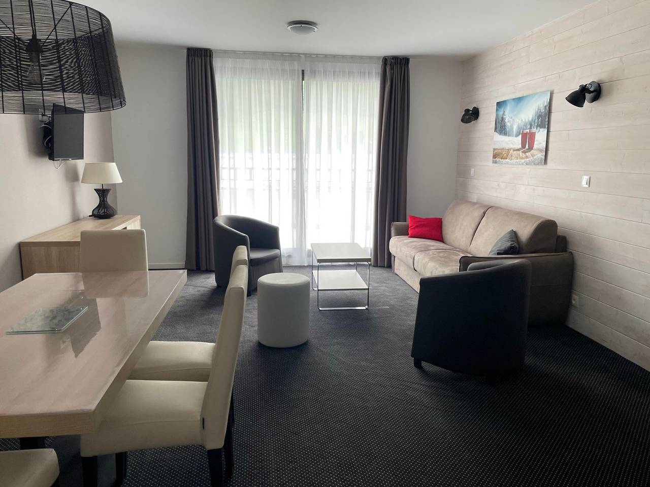 Studio entier, Gourette: Studio 6 pers, 44m² avec terrasse, animaux admis in Gourette, Eaux-Bonnes