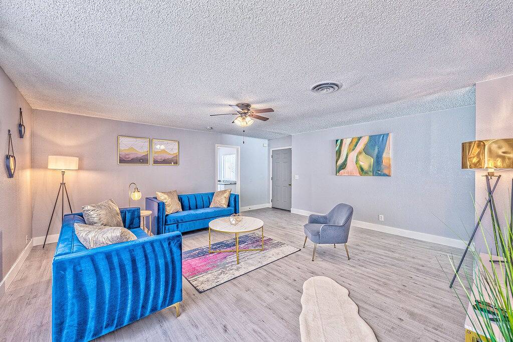 Vip villa 3Bdr 2Bhr 5min to the strip large pool in Las Vegas Strip, Paradise