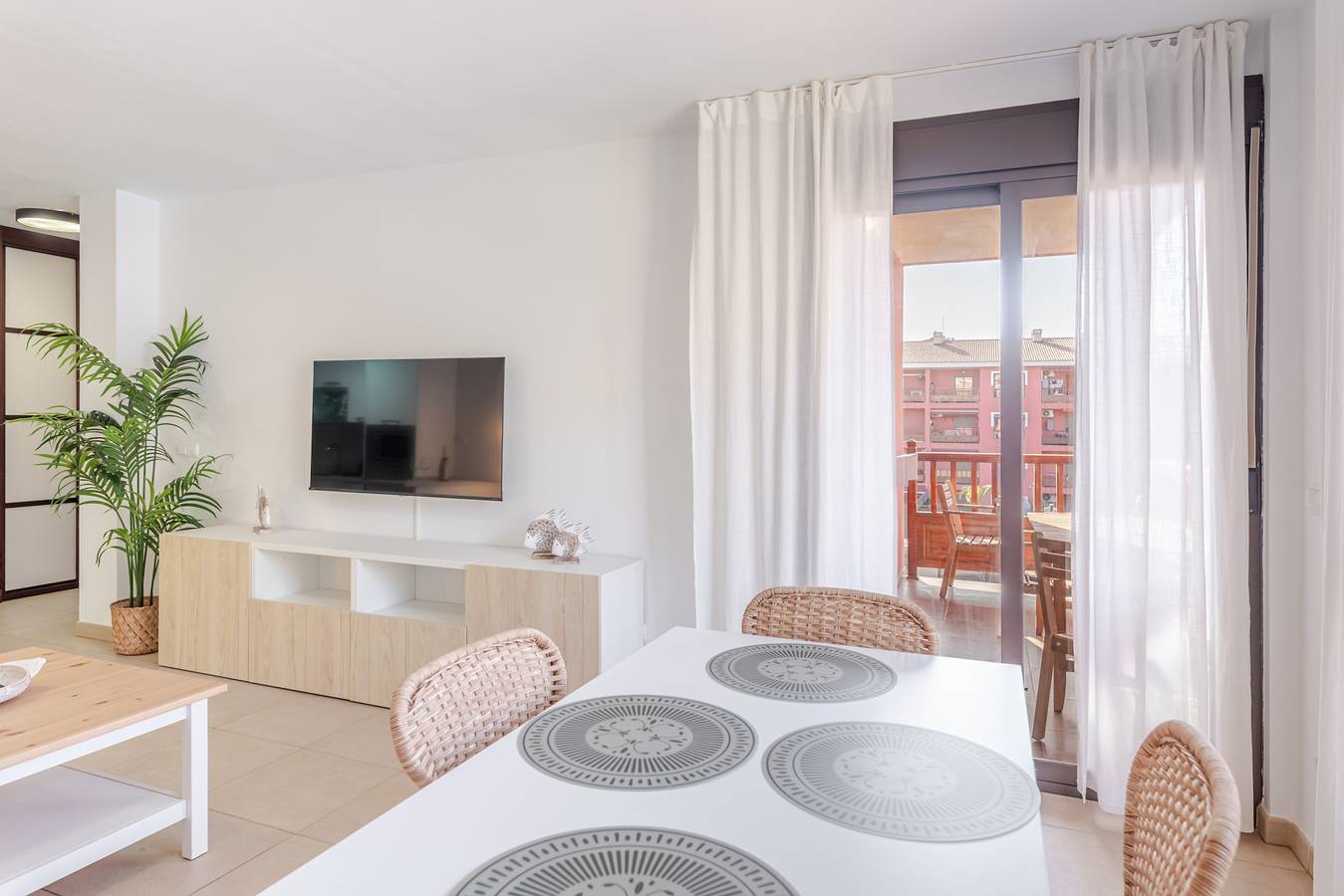 Apartamento entero, El Mocan Deluxe House - Padel, Pool & Terrace in Palm-Mar, Arona 