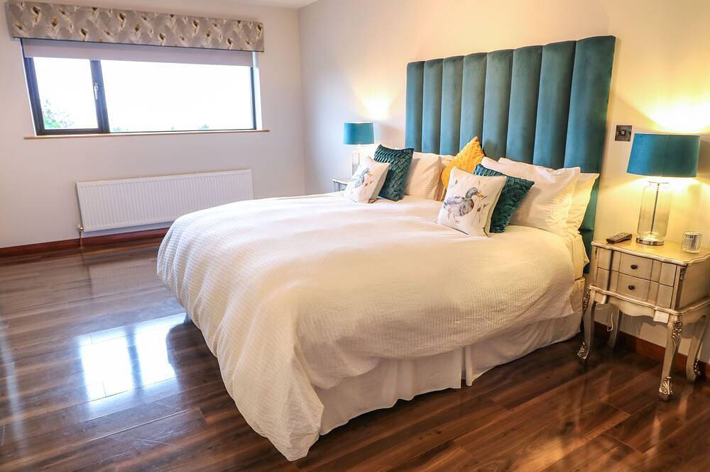 Upper Killult, pet friendly in Gortahork, County Donegal in Cross Roads ED, Glenties