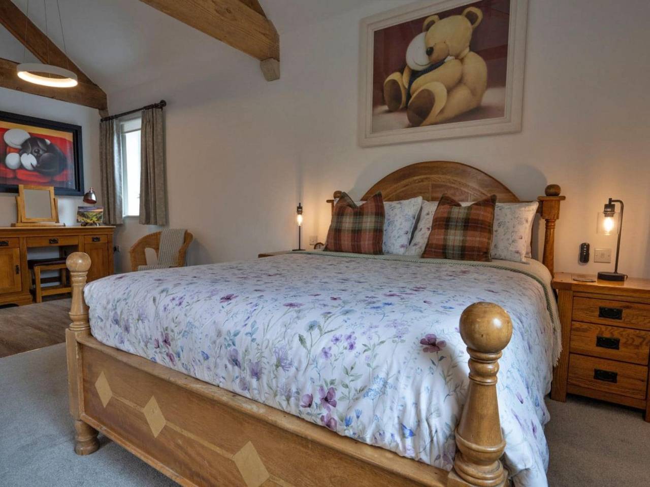 District Escape with Views in Winster, Derbyshire
