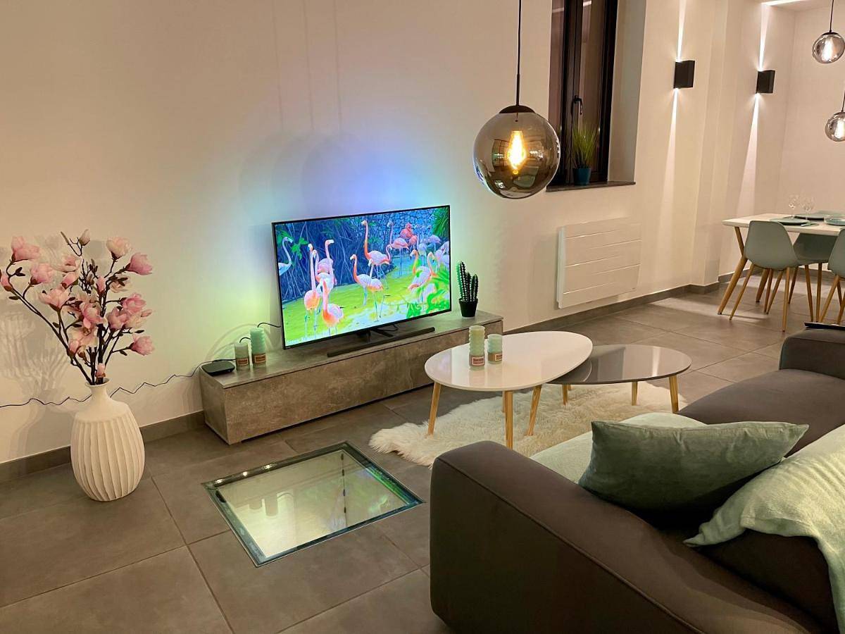Appartement entier, One-Bedroom Apartment in Noisseville, Metz-Campagne