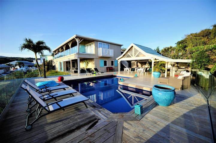 Hôtel pour 2 personnes, avec vue ainsi que jardin et piscine