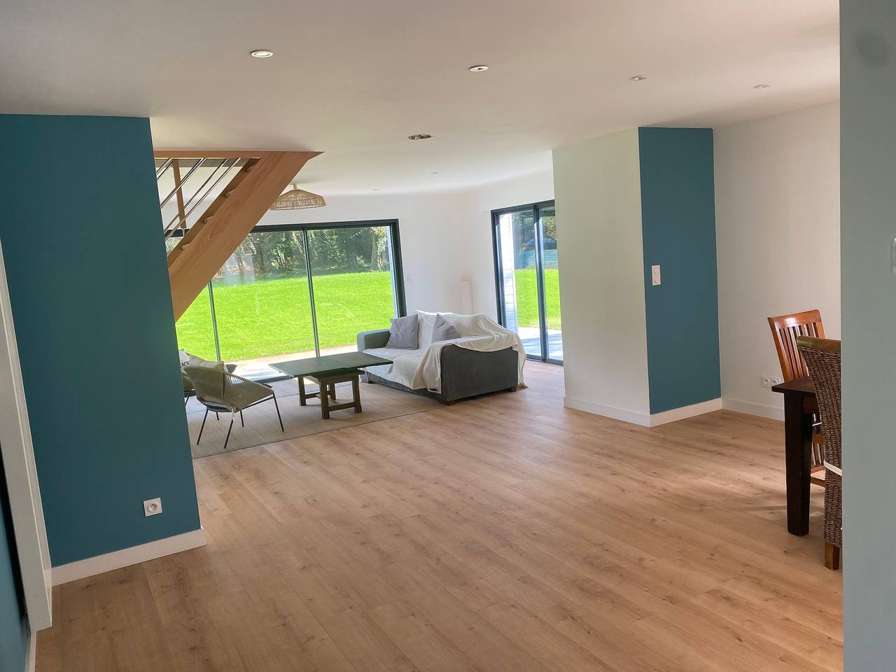 Ferienhaus 'Riantec' mit privater Terrasse, Garten und Wlan in Riantec, Côte des Mégalithes