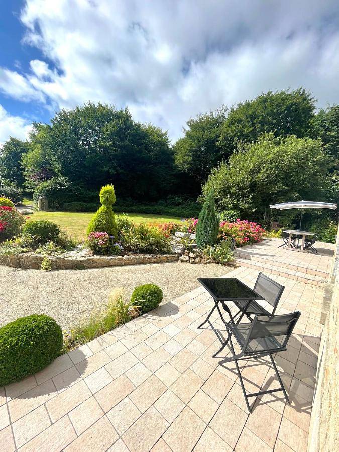 Maison d’hôte pour 5 personnes, avec terrasse et vue à La Celle-sous-Gouzon - 3