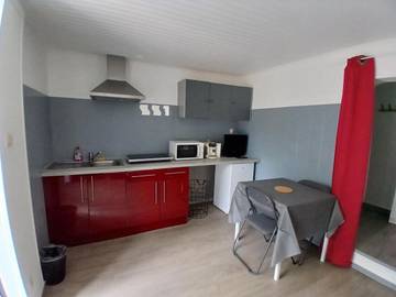 Gîte pour 2 personnes, avec vue et jardin à Pont-de-Poitte