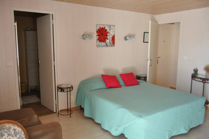 Chambre d’hôte pour 4 personnes, avec jardin et piscine au Parc Naturel Régional du Marais poitevin - 3