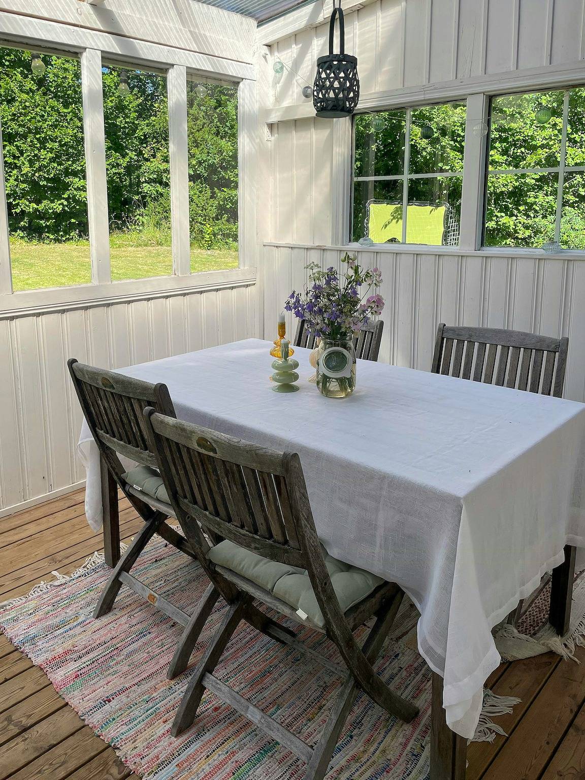 Gemütliches Häuschen mit offenem Kamin und sonniger Veranda in Malmköping, Flen