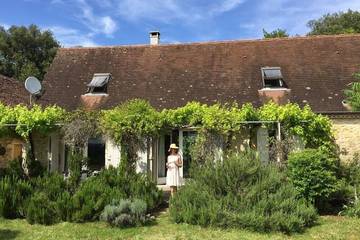 Gîte pour 8 personnes, avec jardin, animaux acceptés à Nadaillac-de-Rouge