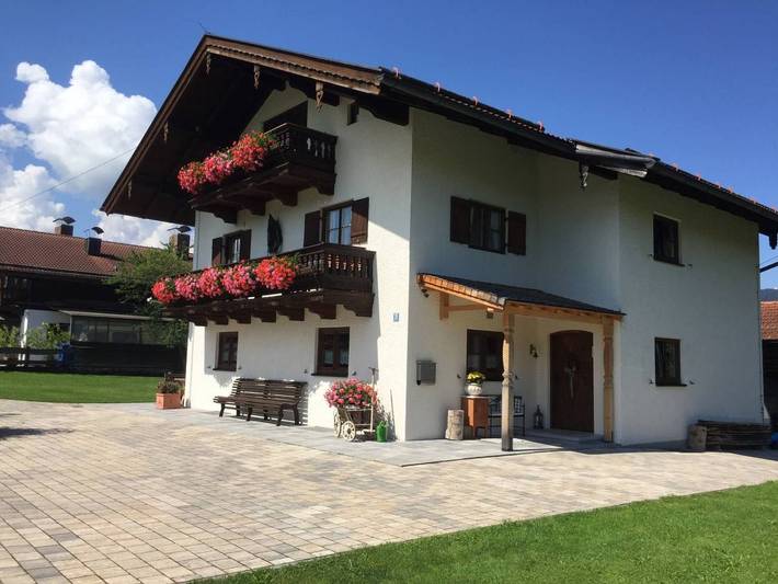 Ferienwohnung für 4 Personen, mit Garten und Balkon, kinderfreundlich in Fischbachau - 2