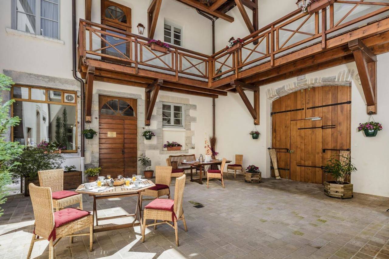 Appart Hotel Charles Sander in Salins-les-Bains, Jura Francais