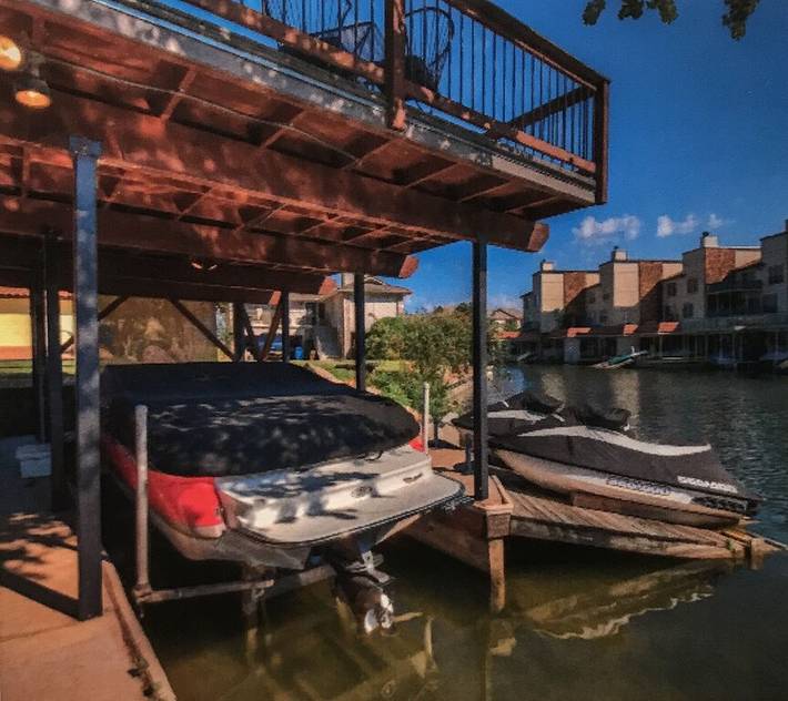 Vacation rental for 8 people, with yard in Horseshoe Bay