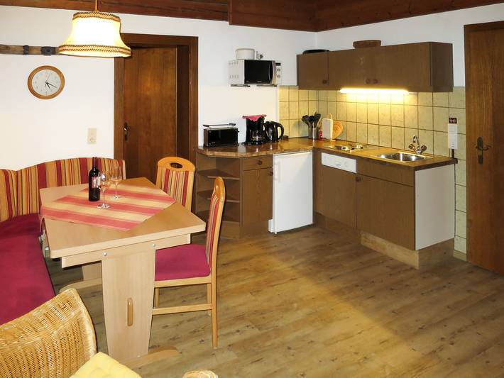 Ferienwohnung für 5 Personen, mit Balkon und Terrasse sowie Garten und Sauna in Finkenberg - 4