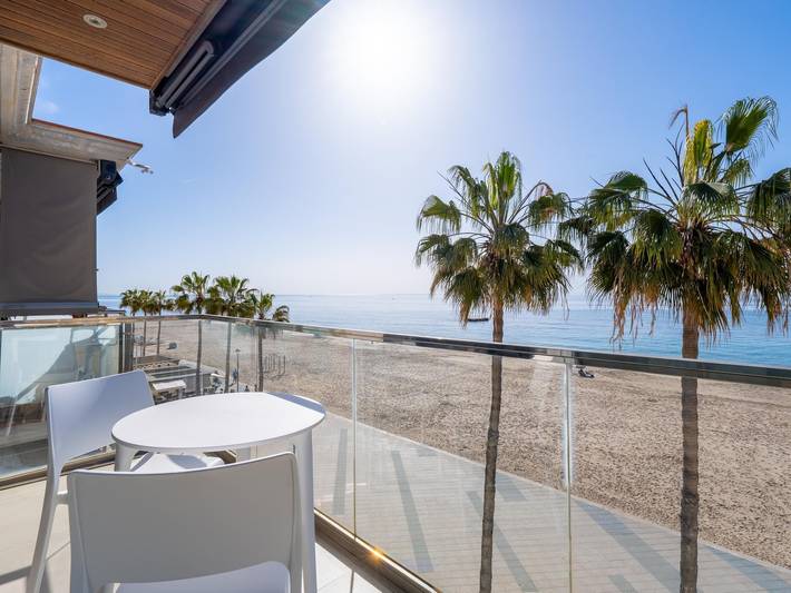 Ferienwohnung für 6 Personen, mit Meerblick und Balkon sowie Terrasse in Torredembarra - 4