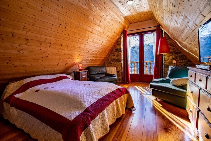 Gîte pour 2 personnes, avec jardin dans Val d'Azun - 4