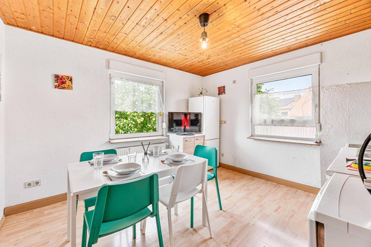 Ganze Wohnung, One-Bedroom Apartment in Laichingen, Alb-Donau-Kreis