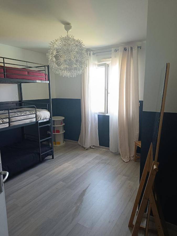 Location de vacances pour 6 personnes, avec jardin ainsi que jacuzzi et piscine à Saint-André-les-Vergers - 3