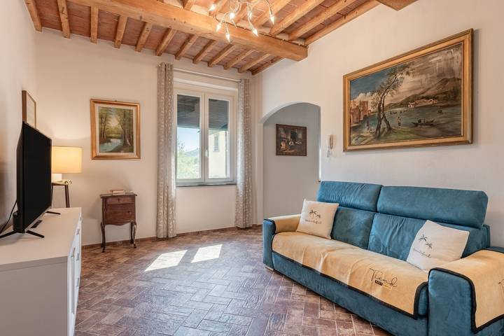 Appartamento intero, Casa loretta - bright and spacious in vicopisano in Vicopisano, Pisa e dintorni