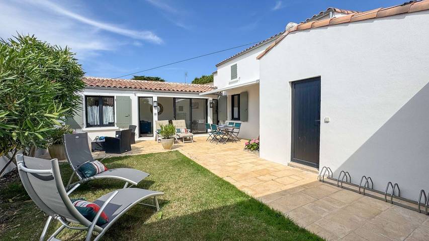 Gîte pour 4 personnes, avec jardin à Rivedoux-Plage