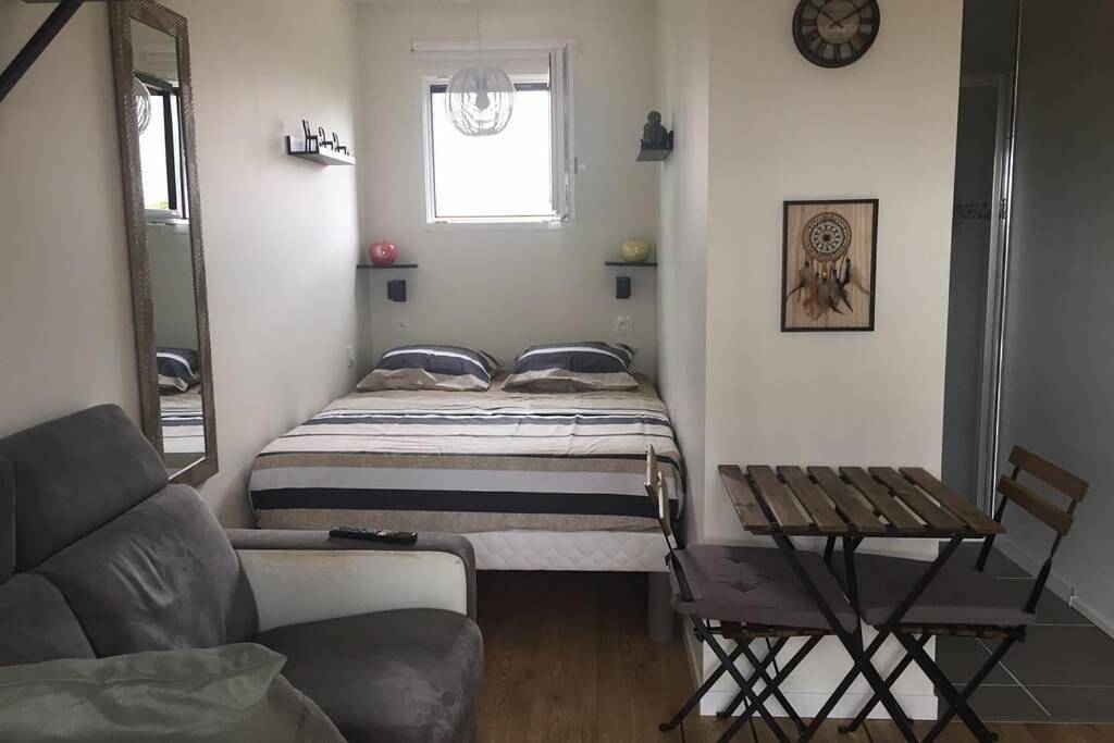 Appartement entier, One-Bedroom Apartment in Villenave-d'Ornon, Région de Bordeaux
