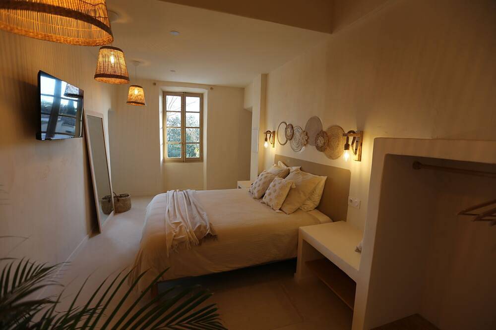 Studio Lagon in Biot, Cannes region