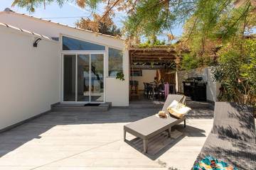 Villa pour 6 Personnes dans La Madrague, Hyeres, Photo 2