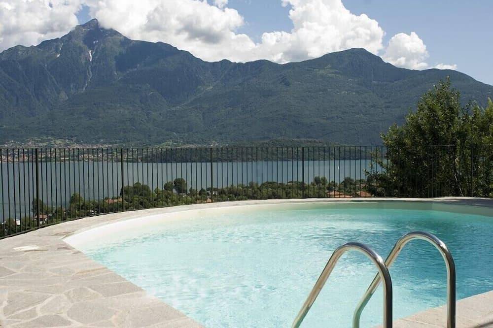 Ganze Wohnung, Schoener Blick auf den Comer See in Vercana, Gemeinde Vercana