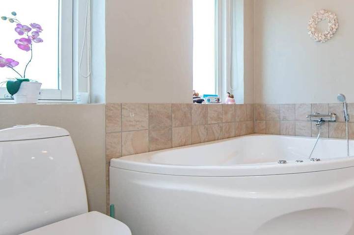 Ferienhaus für 12 Personen, mit Whirlpool und Terrasse sowie Sauna in Loddenhøj - 4