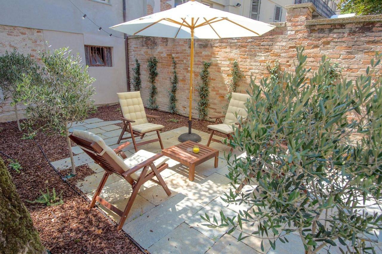 Appartamento intero, La Canonica - charming self-catering apartments in Nizza Monferrato in Nizza Monferrato, Provincia d'Asti