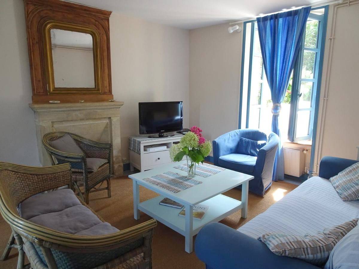 Four-Bedroom House in Arromanches-les-Bains, Région de Bayeux