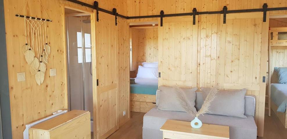 Gîte pour 4 personnes, avec terrasse ainsi que vue et jardin à Saint-Geniès-de-Fontedit - 3