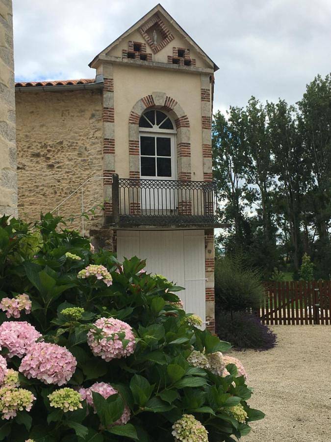Casa de vacaciones para 9 personas, con vistas además de jardín y piscina - 1
