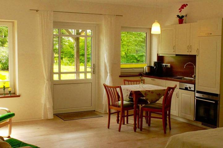 Ferienwohnung für 2 Personen, mit Garten und Terrasse