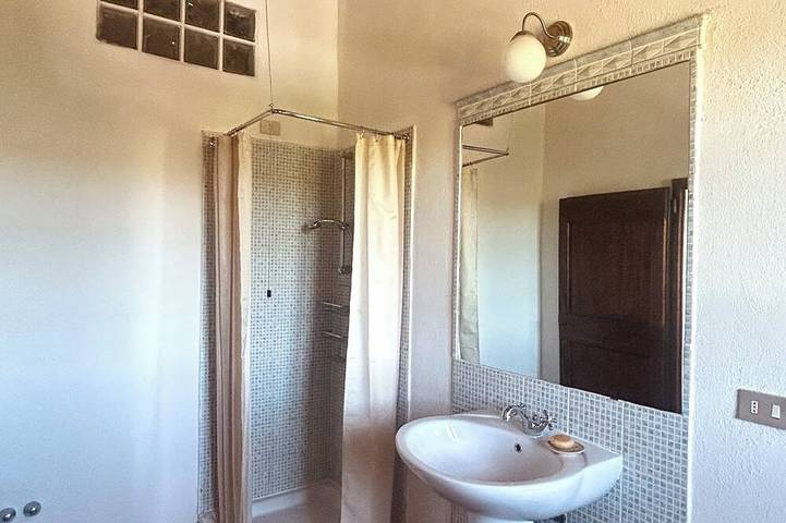 Appartamento intero, Ritiro autentico: appartamento vacanze con piscina salata e sauna a botte in Piegaro, Perugia e dintorni