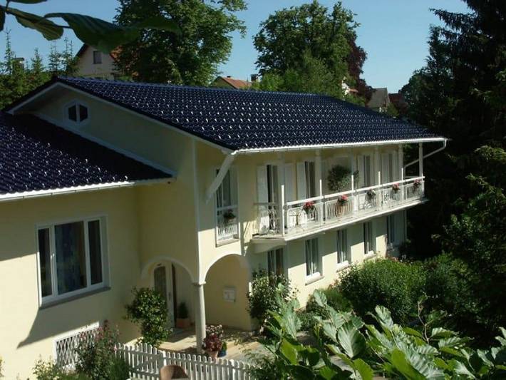 Ferienwohnung für 2 Personen, mit Balkon und Balkon/Terrasse sowie Terrasse und Garten in Scheidegg