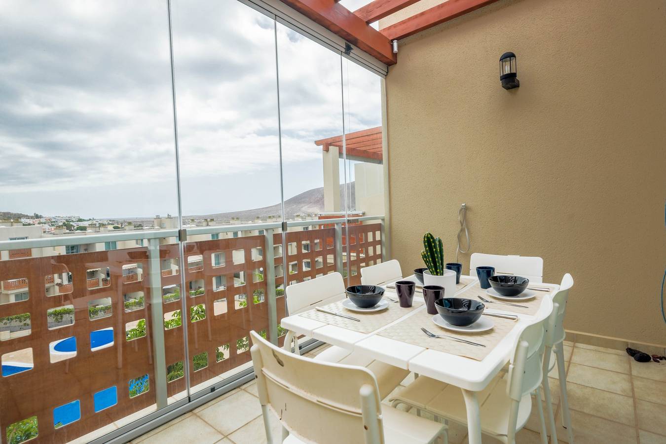 Apartamento inteiro, Apartamento de férias de luxo Junto Al Mar perto da praia com terraço in La Tejita, Granadilla de Abona