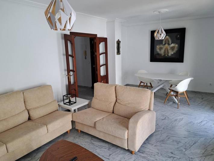 Apartamento para 6 personas, con Balcón además de Terraza y Vistas en Lebrija