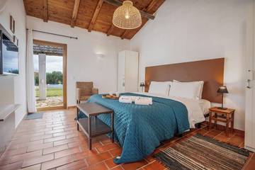 Villa pour 4 personnes, avec jardin à Portimão