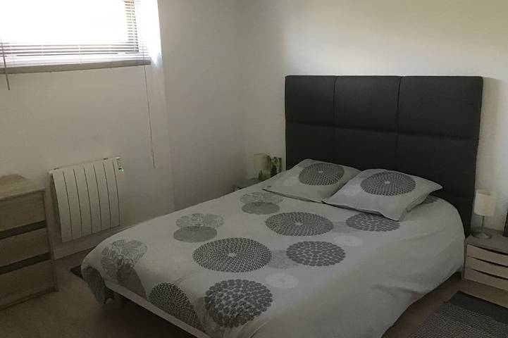 Gîte pour 4 personnes, avec balcon et jardin à Pugny-Chatenod - 4
