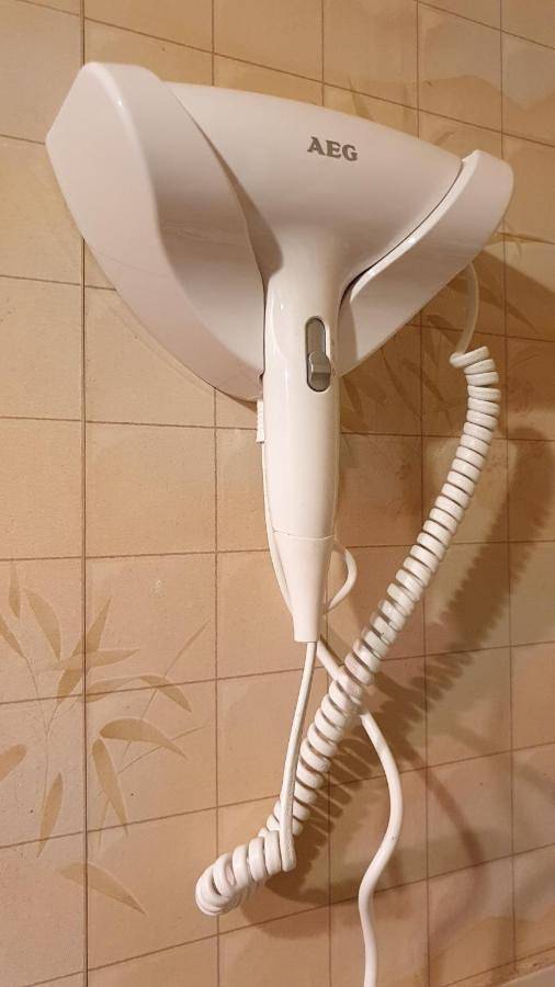 Gîte pour 2 personnes, avec vue et terrasse dans Cinema Le Rex Villard De Lans - 2