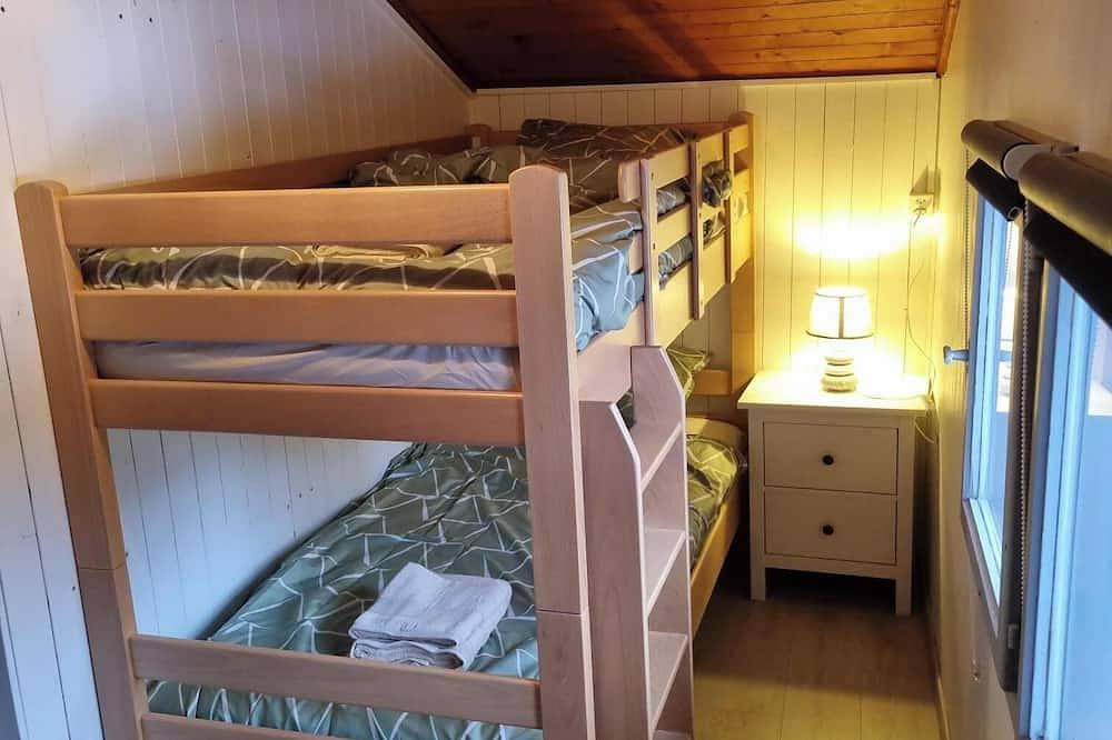 Geheel appartement, Duplex with view in the heart of the quiet village of Sarreyer near Verbier in Versegères, Bagnes