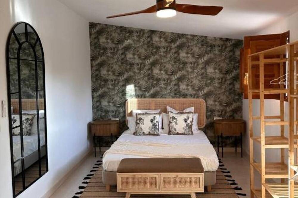 Boutique de Bella - Rustic House with a Wine Cellar in Requena, Valencia Provinz