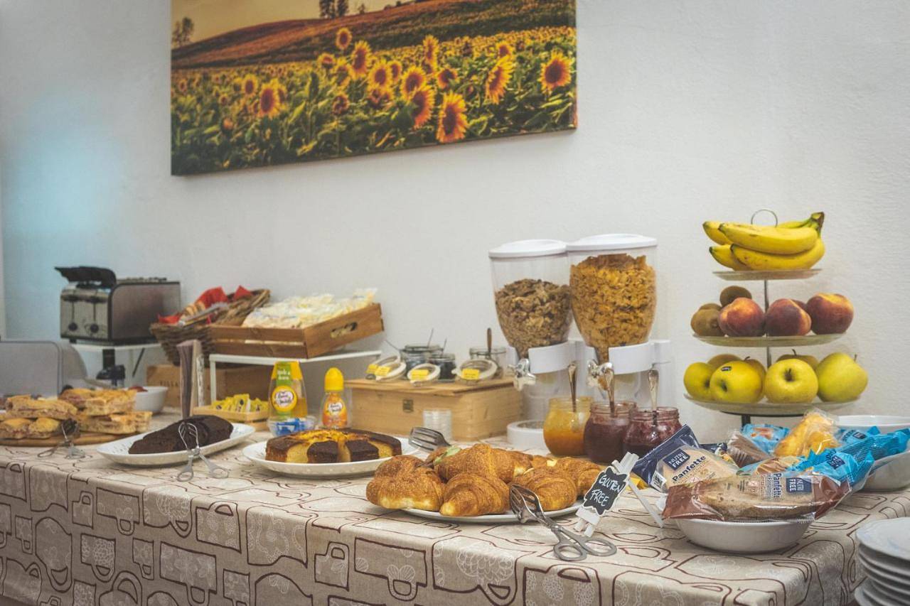 Podere San Filippo B&B-Apartment-Pet Friendly-Bike Friendly in Bibbona, Costa degli Etruschi