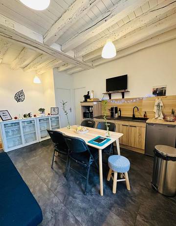 Gîte pour 5 personnes, avec vue à La Ferté-Saint-Cyr