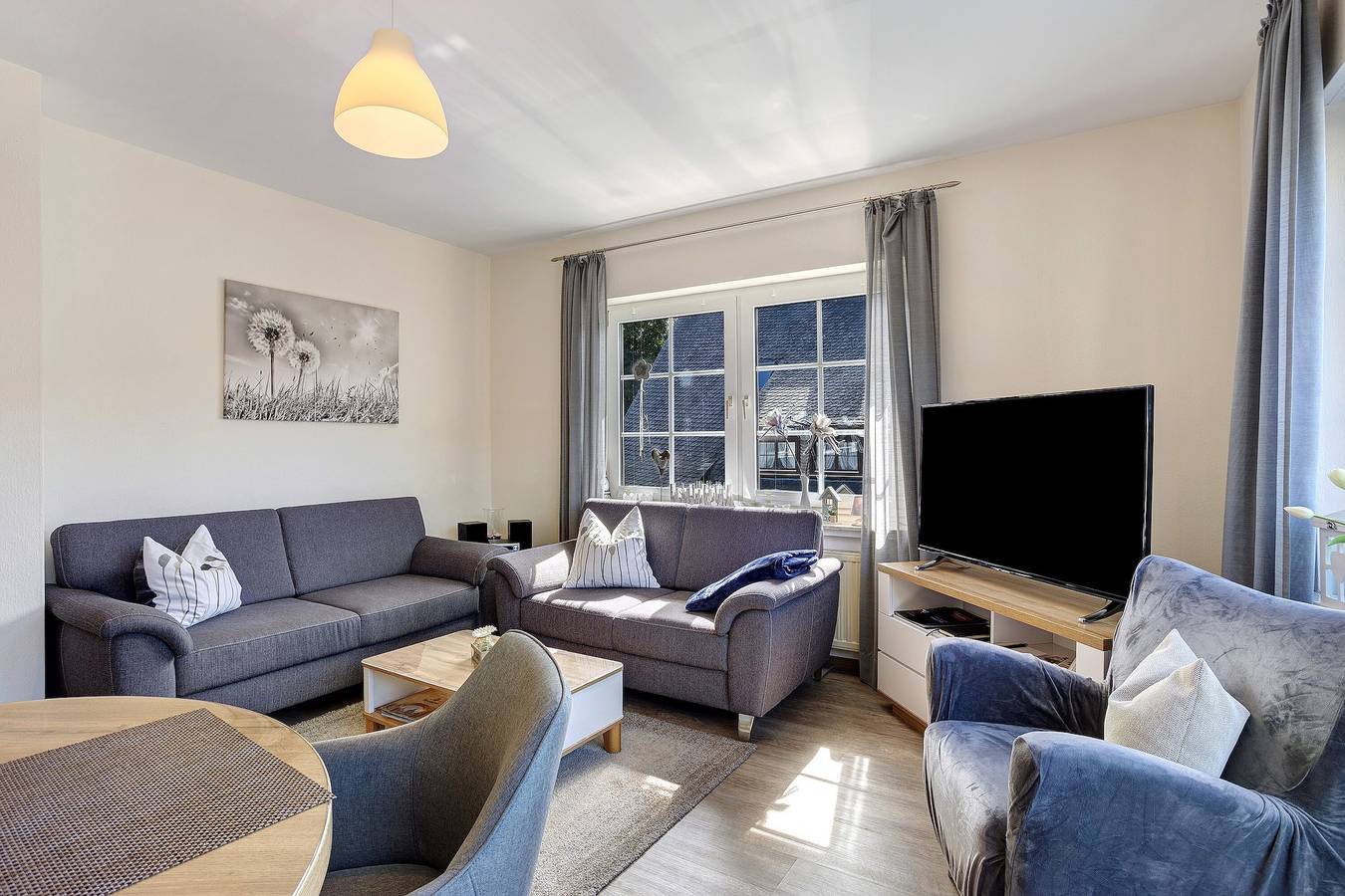 Ganze Wohnung, Ferienwohnung 'Zentrum Zum Kurgarten' mit Bergblick, Balkon und Wi-Fi in Willingen, die Mittelgebirge