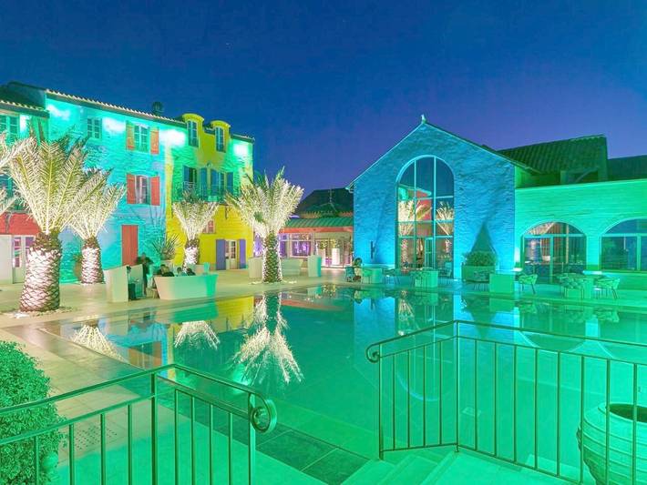 Hôtel pour 2 personnes, avec jardin ainsi que sauna et piscine, animaux acceptés à Saint-Sylvestre-sur-Lot - 2