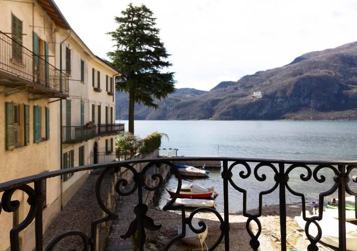 Gîte pour 5 personnes, avec vue ainsi que vue sur le lac et terrasse, animaux acceptés à Mandello del Lario - 3