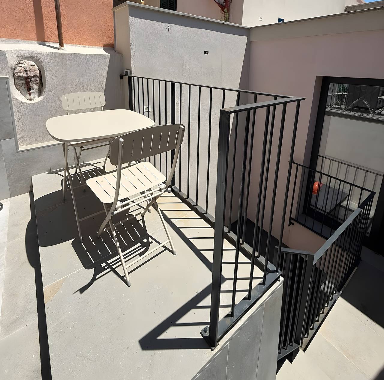 Apartamento entero, Casa vacacional 'Calcagno Home' con terraza privada, Wi-Fi y aire acondicionado in Milazzo, Provincia de Messina